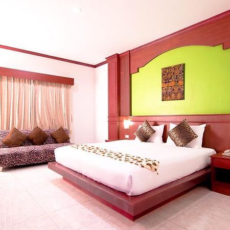 Forest Patong Hotel Exterior foto