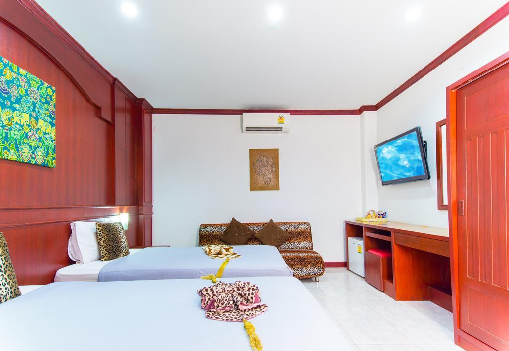 Forest Patong Hotel Exterior foto