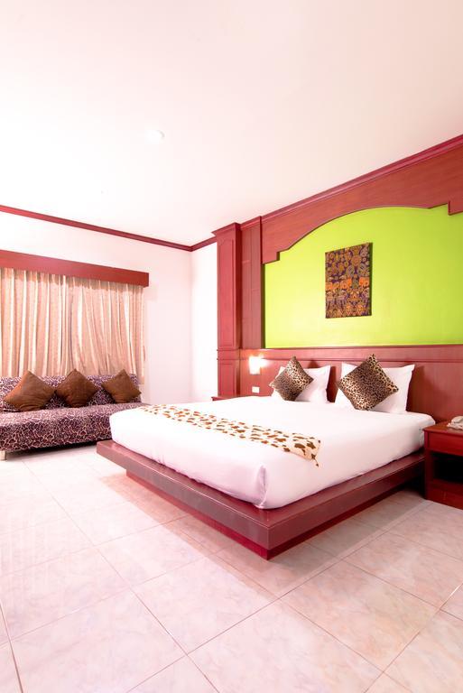 Forest Patong Hotel Exterior foto